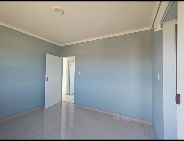 3 BEDROOM FREEHOLD FOR SALE IN SHAKASKRAAL